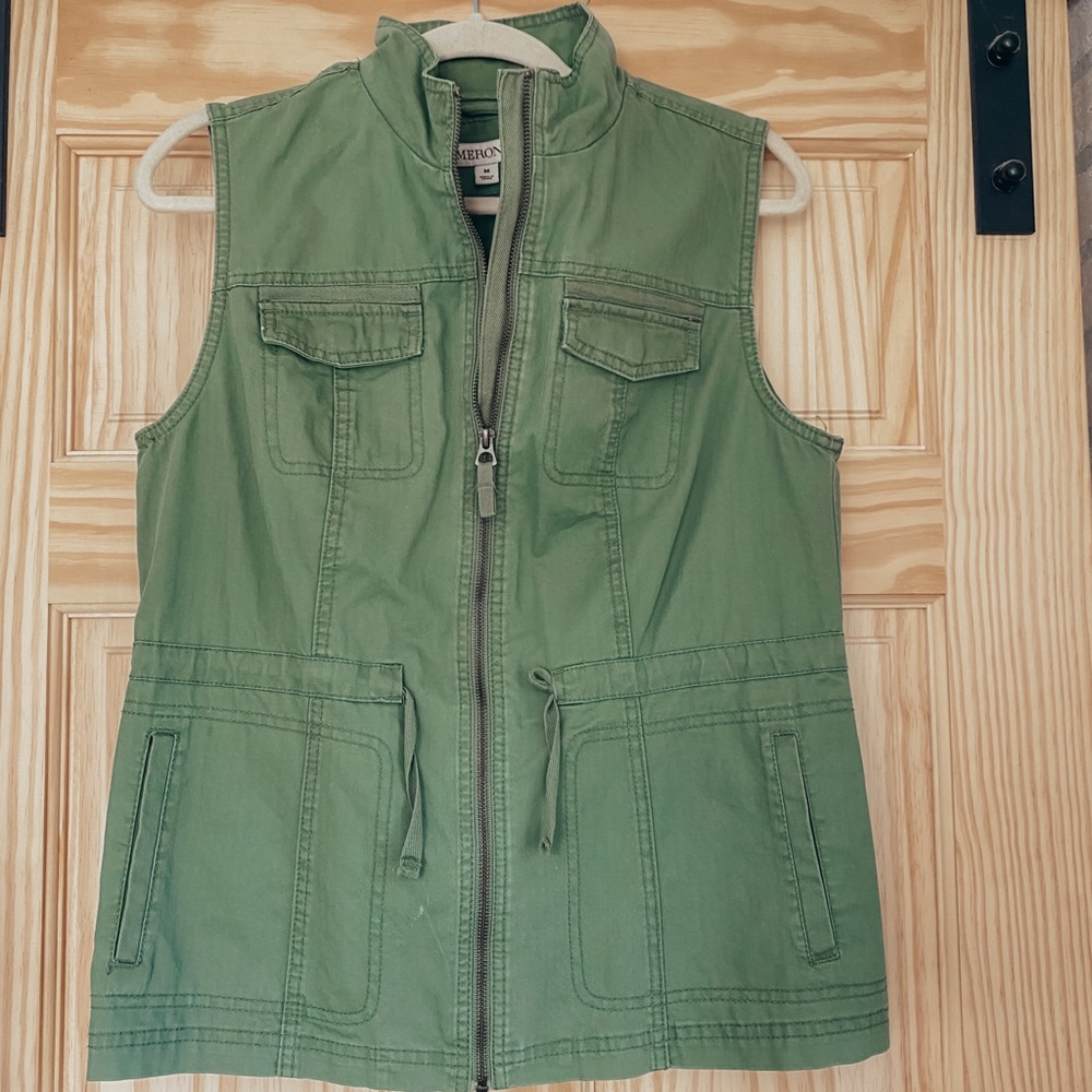Green utility vest